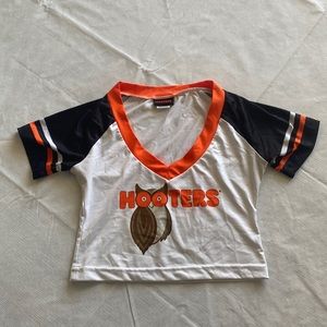 RARE HOOTERS CROP TOP SIZE XXS